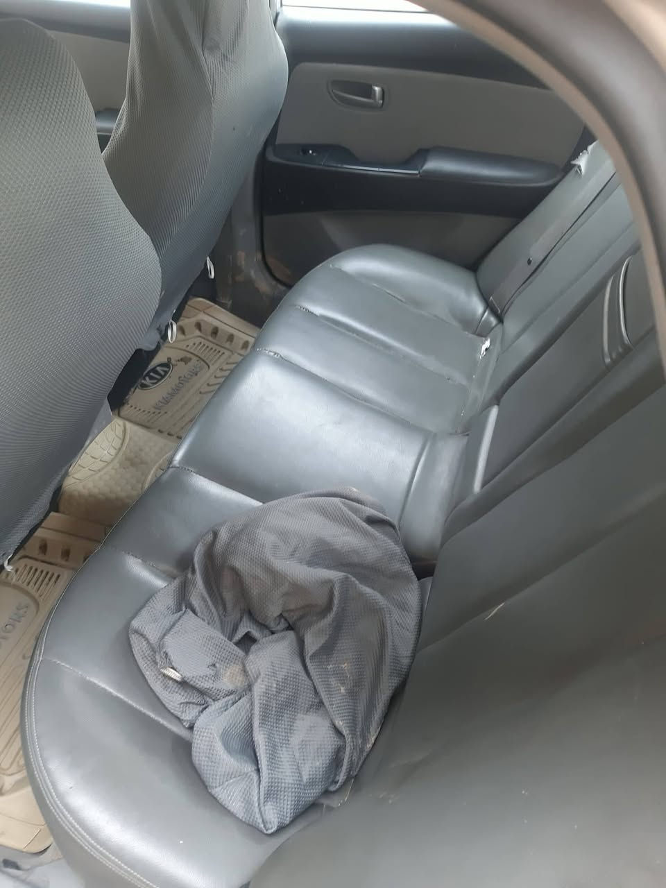 النتره افانتي عشره سياره جديده كلش مكصوصه ادوات رقم متوامئه بصره كلش جديده سعره ٤٣ وبيه مجال مكانه عماره مكلفه بنشره


**إذا كنت صاحب هذا الإعلان وتريد حذفه لأي سبب، رجاءا أرسل رسالة إلى الدعم الفني**