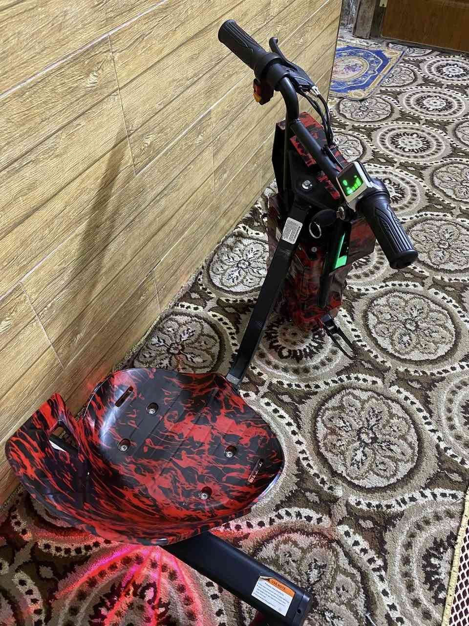 درفت
السلام عليكم 
درفت للبيع كاملة 3 سرعات يتحمل وزن ثقيل بطارية 36 v
مع خوذة وكسارات 
صار اقل الشهر من اخذتهه وابني ماعرفلهه زغير
حتى كارتونتهه موجوده السعر 150 مكاني البلديات


**إذا كنت صاحب هذا الإعلان وتريد حذفه لأي سبب، رجاءا أرسل رسالة إلى الدعم الفني**