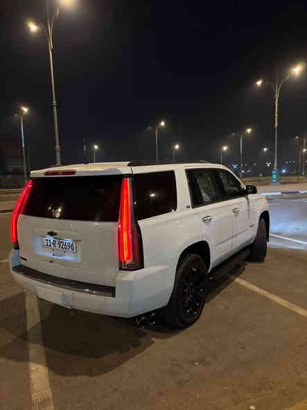 سلام عليكم 
للبيع او مراوس  تاهو LTZ وارد امريكي
موديل 2017
السعر 320 وبيها مجال  
ماشيه 140ML
اقره تفاصيل لسياره ولتقارنها بل مهجومات ول بدون مواصفات 

مواصفات السياره 
_____________ 
بصمه وتشغيل عن بعد 
فتحه سقف سلايد 
رادار امامي وهزاز كشن 
ويل قياس 22
كشن خلفي منفصل VIP
داخل بيجي وجوزي 
شاشه خلفيه DVD
شاشه اماميه كبيره تدعم كار بلي
نفكيشن ونضام ملاحه 
كزوز اكسفورس 
نضام صوتي بوست 14 سماعه 
هيتر مري واشاره بل مري 
مري شفط 
كشن تدفئه امامي خلفي 

ومواصفات ال LTZ معروفه تفتح الباب تشبع مواصفات 

حادث السياره 
___________
جامغ جه السايق صبغ
جاملغ خلفي جه السايق صبغ 
باب السايق تبديل لون السياره بدون قطره صبغ 
بدون داخل بدون تكمه بدون شاصي كفاله كفاله شاصي وتكمه ولغد كفاله من جكه الابره شرررط 

الاضافات العلى السياره 
______________
حلك كزوز كورسا اصلي ثنائي 
منضومه زنون عالي ناصي وكشاف اوزون اصلي 
تخم تاير برجستون اصلي 
ادامه كامله علسياره فيتبم وبلكات كله اصلي وكاله 
سياره نقص برغي مابيها 

لل استفسار 
_________
اتصال ***********
واتساب ***********
