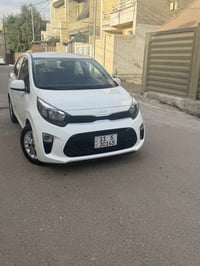 لبيع كيا بيكانتو2023موصفات عادية شاشة تحكم ستيرن المحرك 1400السيارة جد...