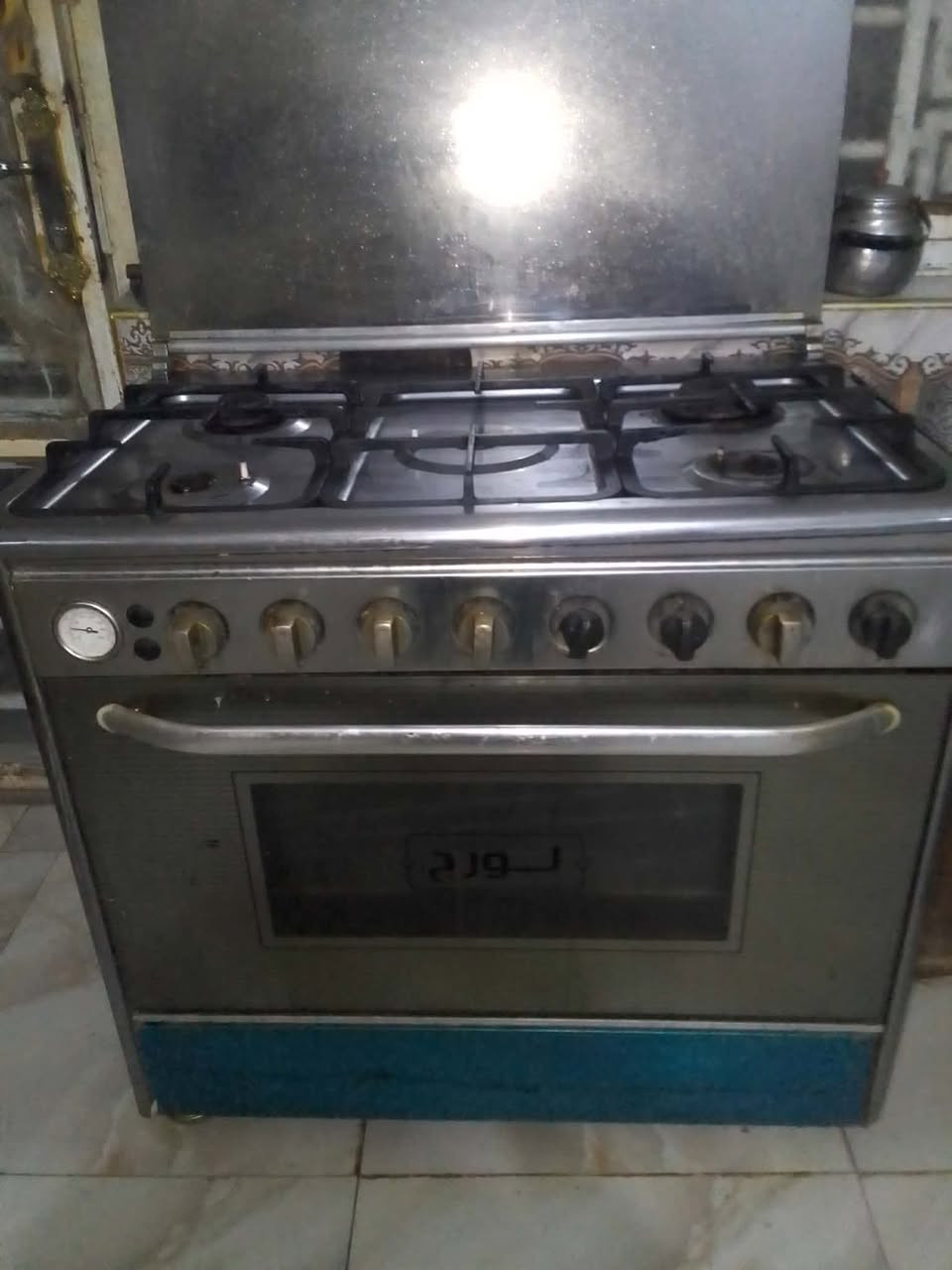 طباخ نوعينه لورج ويشتغل الفرن فوك وجوه بي خلل ثنين بس العيون الاثنين الصغيره والجبيره عوزها بواري والبواري موجودات وهو حاليا يشتغل السعر ٨٠ وبي مجال قليل 
البلازما حجم ٣٢ بلا نت السعر ٧٠ وبيها مجال قليل الشراي فقط يراسلني 
العنوان الديوانية الجمهوري الشرقي


**إذا كنت صاحب هذا الإعلان وتريد حذفه لأي سبب، رجاءا أرسل رسالة إلى الدعم الفني**