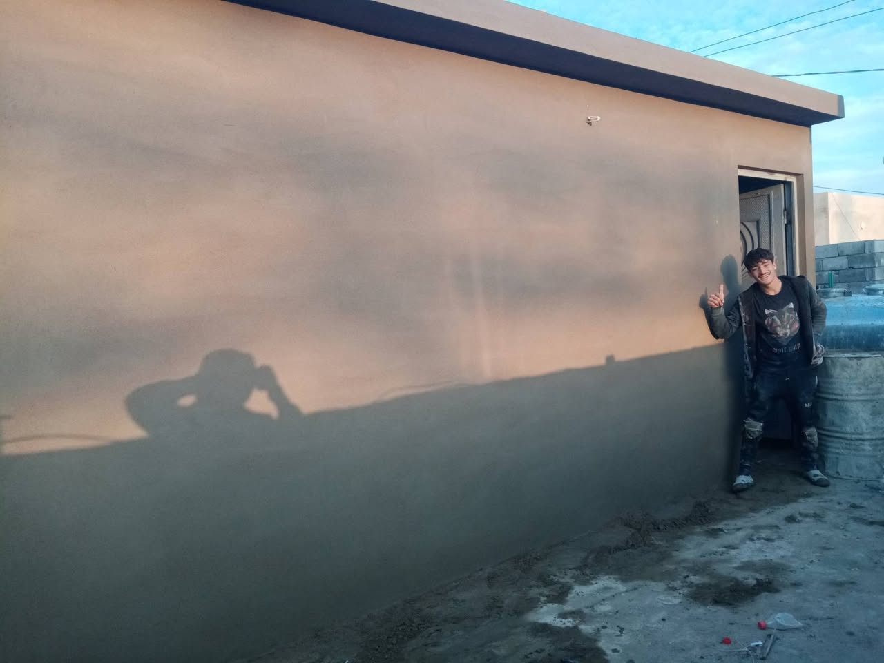 السلام عليكم لباخ متفرغ حاليا  لبخ رقم واحد شرط هندسي وشغل نضيف
سعر المتر 1750
للتواصل 

كورك ***********

اسيا  ***********
