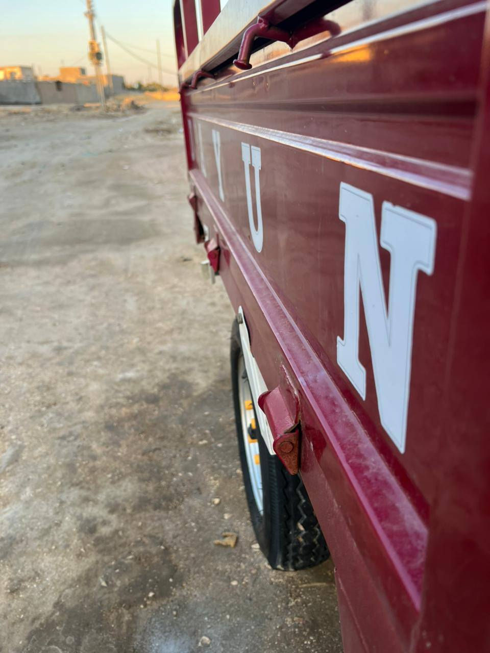 انتباه 💢💢امراوس فقط ابدايون السلام عليكم ستوته موديل 20كهربائيات كامله زوج تواير جدد المكينه جديده بس مفتوحه مثل ما اتشوف نضيفه الستوته خير من الله مكاني سوك الشيوخ الفضليه ***********
