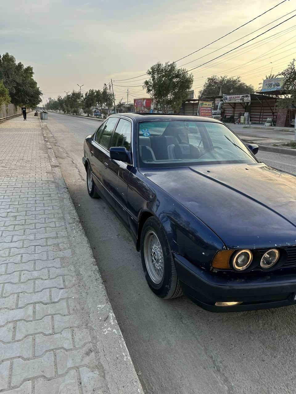السلام عليكم bmw 535
موديل 1991 مكينة مبدل حشوة مع تفرعات المكينة كاملة جديدة جدا و ناعمة راديترت جديدة جوينات كلهن حاوية كير اوتوماتيك 3 وضعيات اكسل ثكيل رون ناصي كهربائيات بالكامل جديدة كيجات حاوية عقول و كارتات حاوية كمبريسر و فريز و راديتر تبريد و فان حاوية بيها مازدات دخاني صليب جدد بروجكترات جدد باتري و تخم تاير اندونسي جديد غرفتها نظيفة جلد مغلفة قماش نوعية ممتازة  دشبول دبل جكمجة بطاين و دشبول صاج جام 4 كهرباء سلايد مبدل حاوية رقم انكليزي هزة جديدة سنوية لل31 مكاني سعرها 50 وبيها مجال السيارة شغلها مكلف اكثر بهواي بس ابيع بسبب حالة مرضية و التوفيق من الله   رقمي ***********
