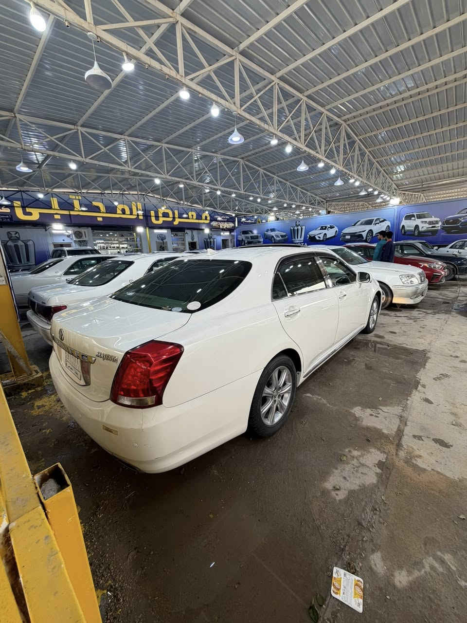 السلام عليكم
ماجستا 2011
كفاله عامه سيارة فول مواصفات 1/1
اربع بيبان شفط جنطه كهرباء سيارة جديده 
ثلاث قطع بردات
ثلاث قطع تبريد
16 سماعه وبعد مواصفاتها معروفه
السيارة مبايعات وكالة فقط
***********
