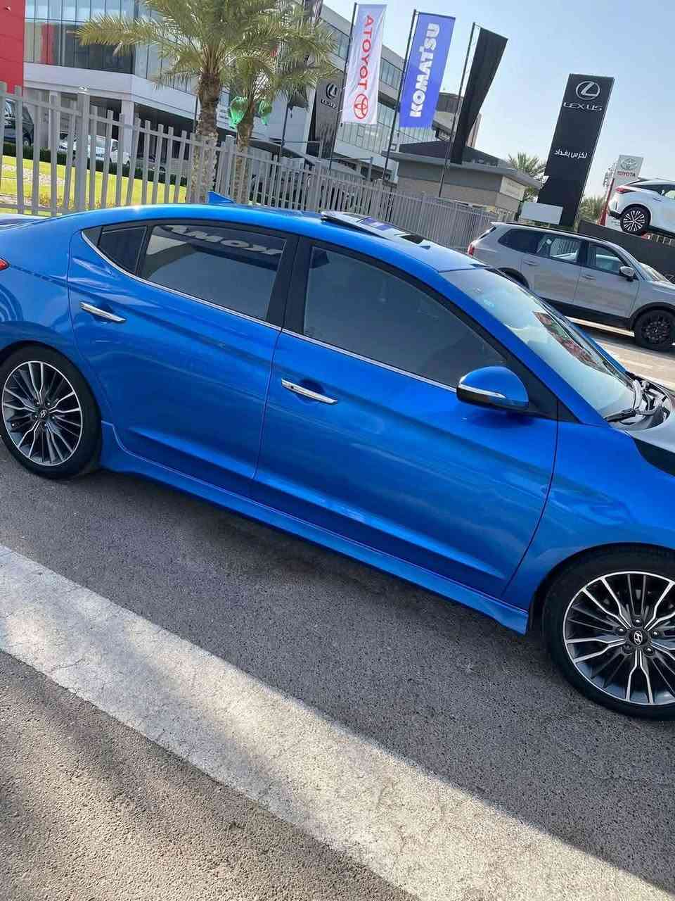 نوع السيارة  : النترا سبورت 
سنة الصنع : 2017

فئة السيارة : سبورت 

عداد المسافة : 110 ميل

اللون : ازرق 

عدد الاسطوانات : 4 سلندر تيربو

حجم المكينة : 1.6T

السيارة فول فول مواصفات

 بانزين كله سوبر و دهن اصلي 

السياره جاهزه و كلش قويه و بالحقيقه احلى

رقم بغداد

وارد السيارة : كوري وارد امريكي
رقم الهاتف : ***********-0772609900
المكان بغداد او بابل
