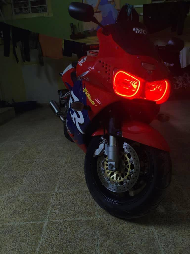 سلام عليكم دراجه للبيع النضافه خير من الله كير ومكينه شرط السعر 25
***********
