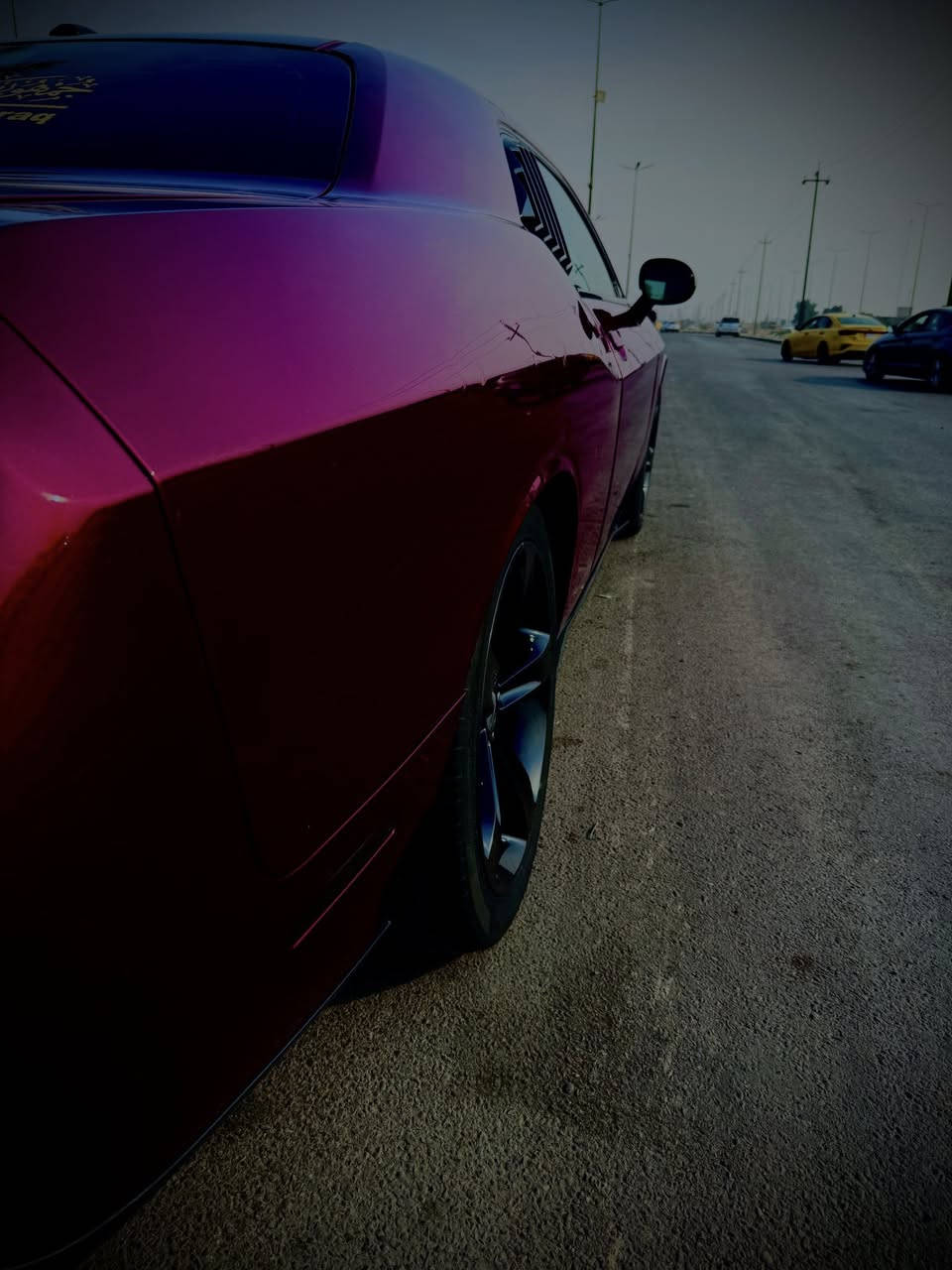 يالله السلام عليكم
للبيع فقط 
دوج جالنجر موديل— 2019
ألون كرزي 🍒
الفئه SXT
موصفات 
شاشه كار بلاي 
كشنات حضن 
كشن السايق كهرباء ⚡️ 
تحكم استيرن جهتين 
السياره تو ويل 
نضام سبورت 
هيتر مري جانبي 
لايت عدسه زينون 
ويل نجمه 
كير + مكينه بالكرتون 
تبريد ثلج ❄️ 
السياره جاهزه وخير من الله 
جاملغين أماميات  او باب جهه السايق كلير 
يعني بدون تبديل فقط مصبوغات 
الي تعجبه السياره يجي يشوفها او يقتنع بيها وبي خير او يدلل عنوان السياره بغداد النهروان 
الرقم البي اتصال ***********
الرقم البي واتس اب ***********
