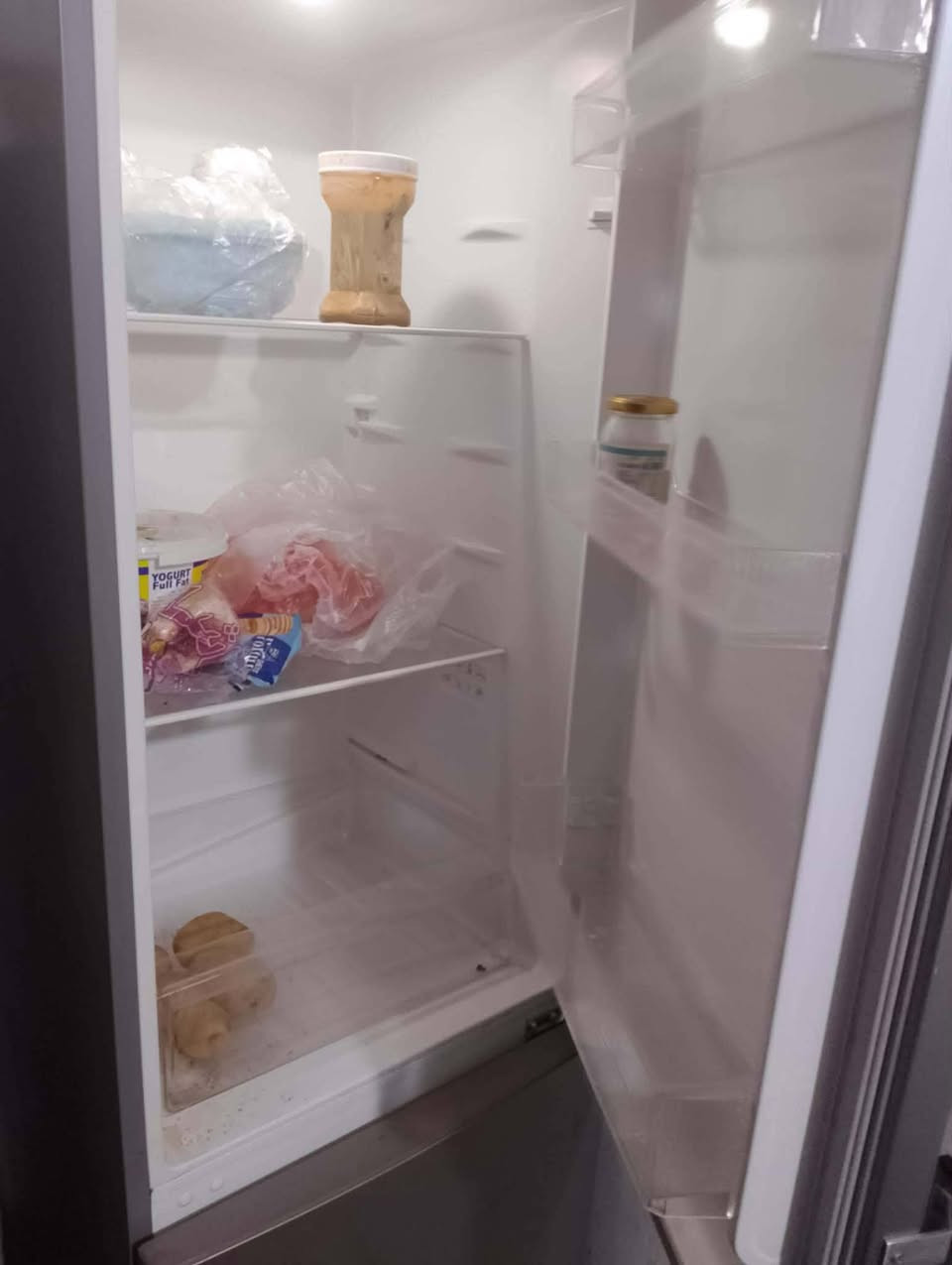 ثلاجه فوك  ومجمد جوه ب 150سنك 65لمكان شطره


**إذا كنت صاحب هذا الإعلان وتريد حذفه لأي سبب، رجاءا أرسل رسالة إلى الدعم الفني**