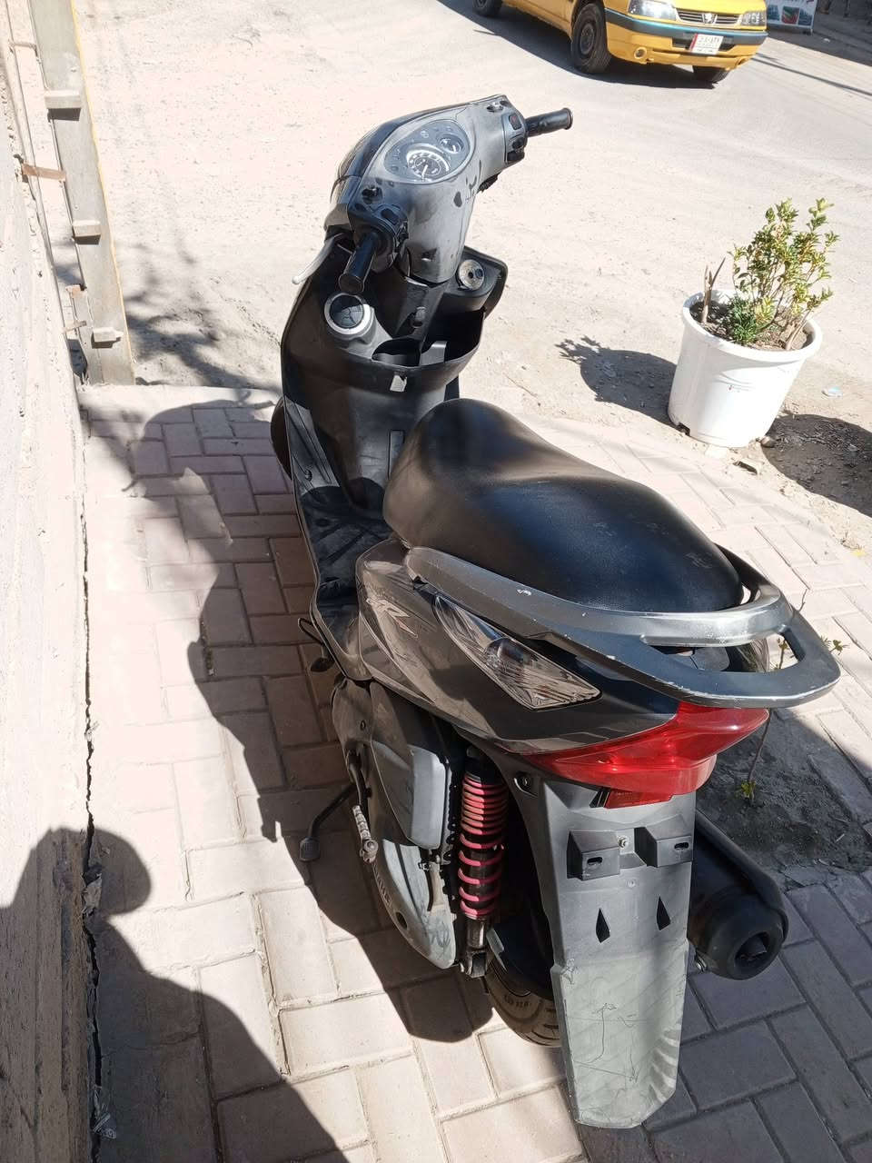 سلام عليكم ثعلب كابريتر جديده لوك السعر 950وبيه مجال الطيبين مكاني بغداد ***********/0/ ***********
