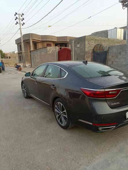 السلام عليكم
سيارة كادنزة موديل 2018
أمريكي
ماشية ١٠٠ الف
فول مواصفات حساسات رادارات
السعر ١٩٠
للاستفسار الاتصال على الرقم التالي ***********
