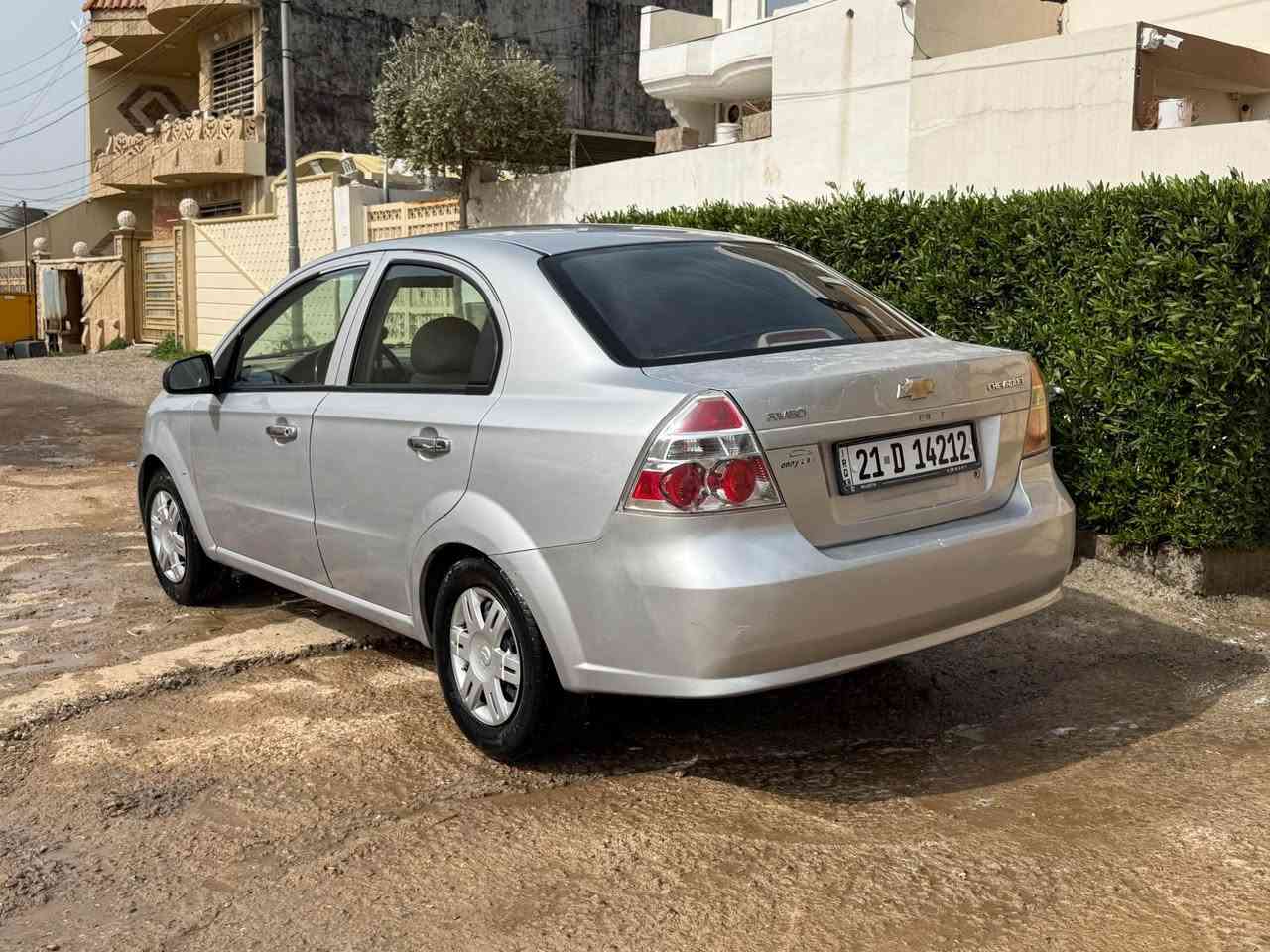 تحية طيبة للجميع 🌹🌹🌹***********

اڤيو 2010 خليجي اوتماتيك داخل عسلي محرك 1600 

قطعتين تبديل وقطعة صبغ شرط بدون قطرة دواخل 

اربع تايرات جديد تبريد تدفئة كهربائيات كله شغال 

اخوان السيارة جاهزة وبدون مصرف وسونار مرفق مع صور 

شرط تحويل وكالة وغرامات /مكان خانقين /السعر 64 وبي مجال خناقين, ديالى
