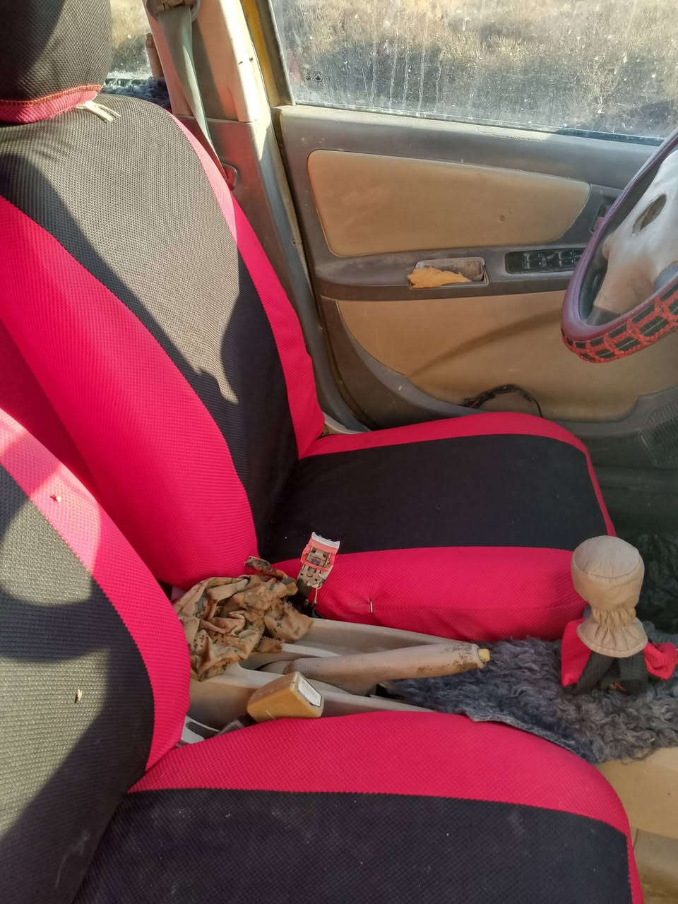 جلي 2011 ام كي  بابل الماني مشروع وطني مصفره هيئه وغرامات  السياره جديده حداديه تخم تاير مكينه وكير كورلا السياره جاهزه  باتري جديد كهربائيات كلهه شغاله  السعر 21 وبيهه مجال مكاني ناصرية قضاء الفهود لشراي للاستفسار ***********, ***********
