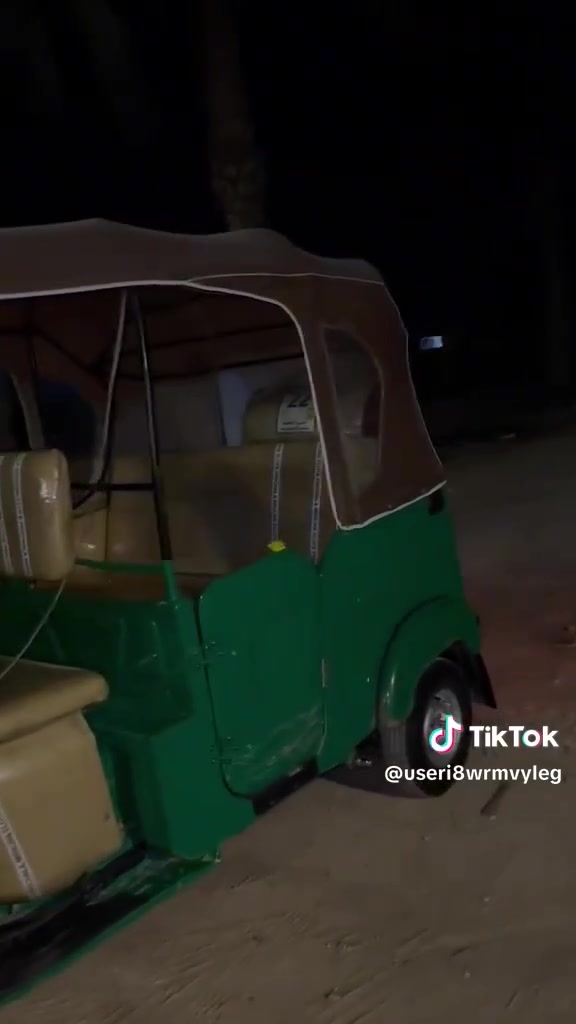 سلام عليكم شباب تكتك 22رقم انكليزي البيع سعر خابرني وتدلل ***********
