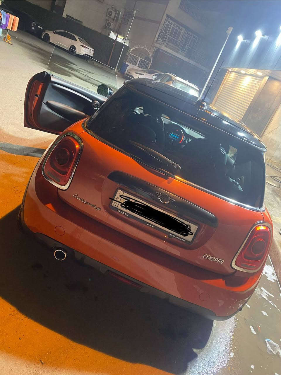 سلام عليكم مني كوبر سبورت رياضي  للبيع موديل 20 محرك توربو مكفوله كفاله عامه بدون اضرار ولا صبغ  سياره جديده خير من الله متصرف عليها لو ربع كله جديد محرك كير حداديه تخم تاير جديد فول مواصفات فتحه سقف كير اوتماتيك تك باب ماشيه 16 الف زيرو سياره رقم بصره مشروع وطني بسمي تحويل ثاني يوم مكاني بغداد سعر 135$ بيها مجال رقم الهاتف ***********
