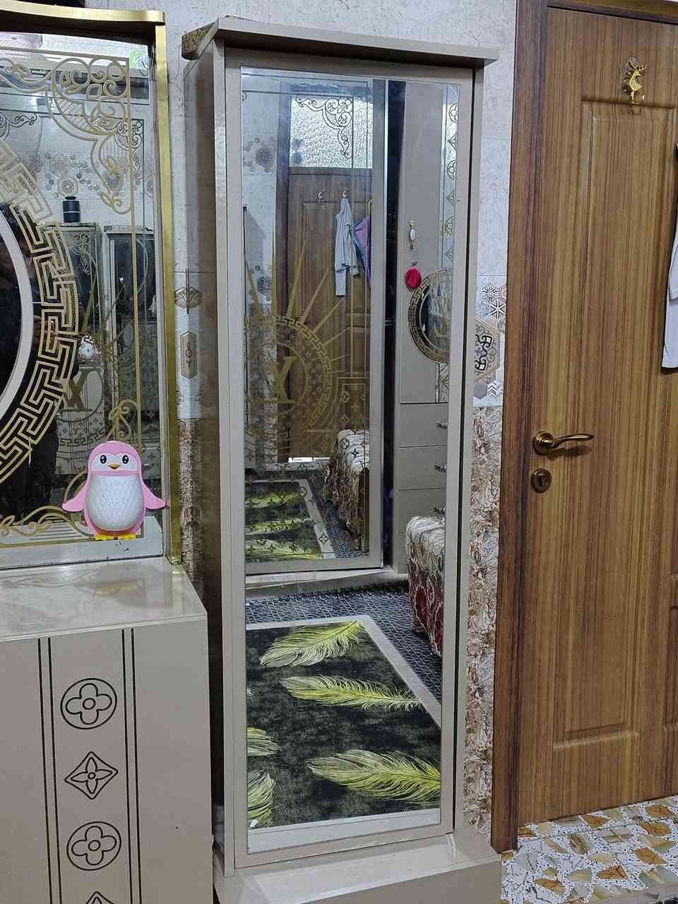 السلام عليكم غرفة للبيع خشب تركي 9 قطع بسعر 850 الف مكاني كربلاء الاطارات
***********
***********
