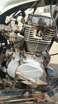 محرك وبوكس كير وكابريتر لبيع ١٠٠وبيهن مجال 07882240419