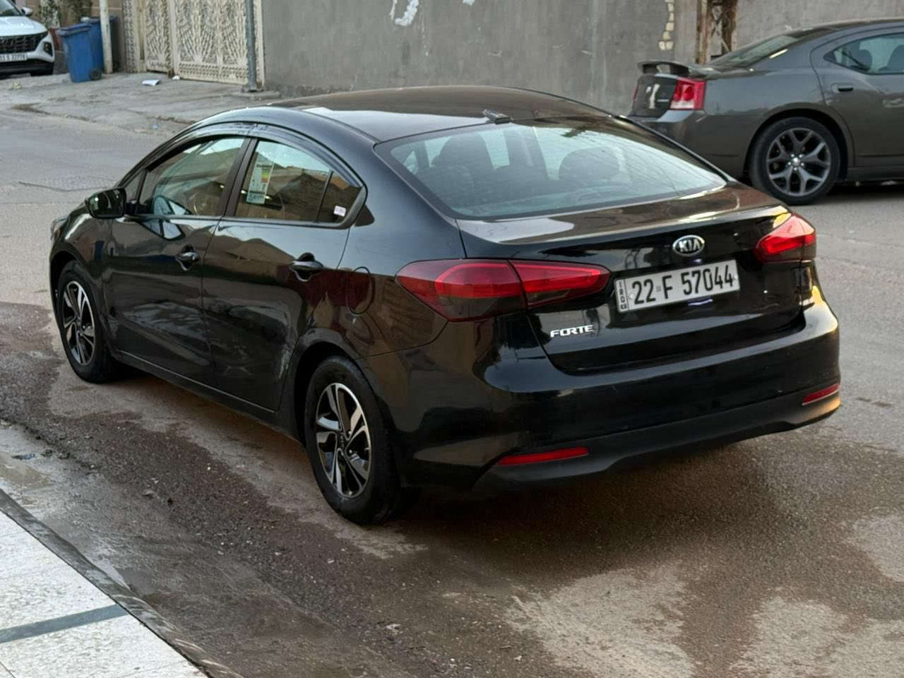 السلام عليكم  فورتي ٢٠١٧ رقم اربيل السيارها بيها ٣ قطع بنيد وجاملغ تبديل وباب صبغ
محرك كير تبريد كفاله جاهزه السياره  المواصفات معروفه   السعر ١٠٣ 
مكانها بابل 
***********
لاتعامل بلتعلقيات  الرقم موجود واتصل
