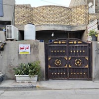 الدار للبيع المساحه 100 متر الواجهيه 5 والنزال 20 يحتوي على استقبال صا...