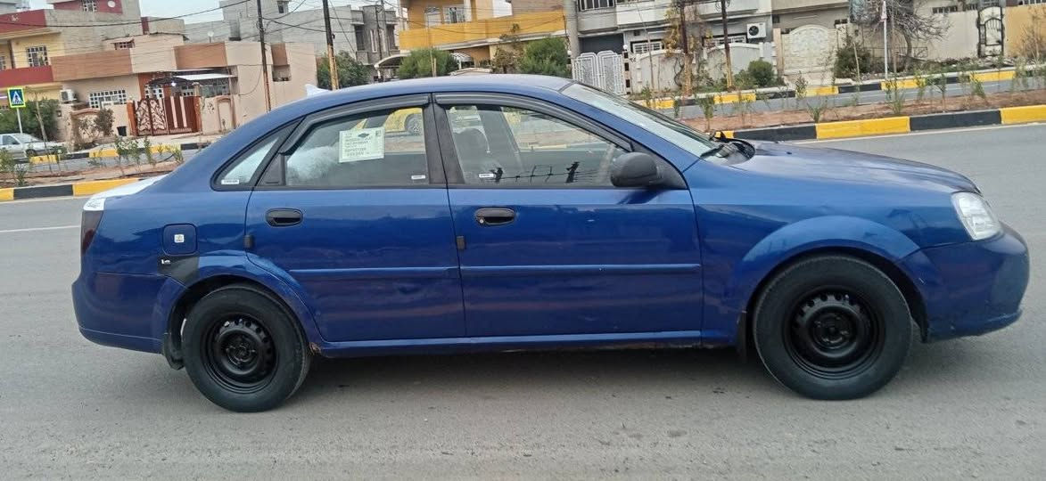 سلام عليكم
اوبترا 2004 رقم بغداد الماني بسمي 
 سيارة سنوية مشروع وطني 2028
شرط تحويل بدون صبغ بدون ضرر بيها تقحيل موضح 
محرك نضيف كير عادي طخم جديد كهربائيات كلها شغالة
تدفئه تبريد ثلج سياره جاهزه 
 ***********  مكان موصل 
*********** للاستفسار
سعر 65 بيها مجال قليل
