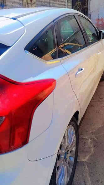 فورد فوكاس ٢٠١٤هاشباك بيها باردات وربع بنيد سياره خير من الله فول مواصفات تبريد تدفئه باسمي سنويه
مكانهه بغداد تواصل فقط ع واتساب او اتصال *********** سعر ٧٢
