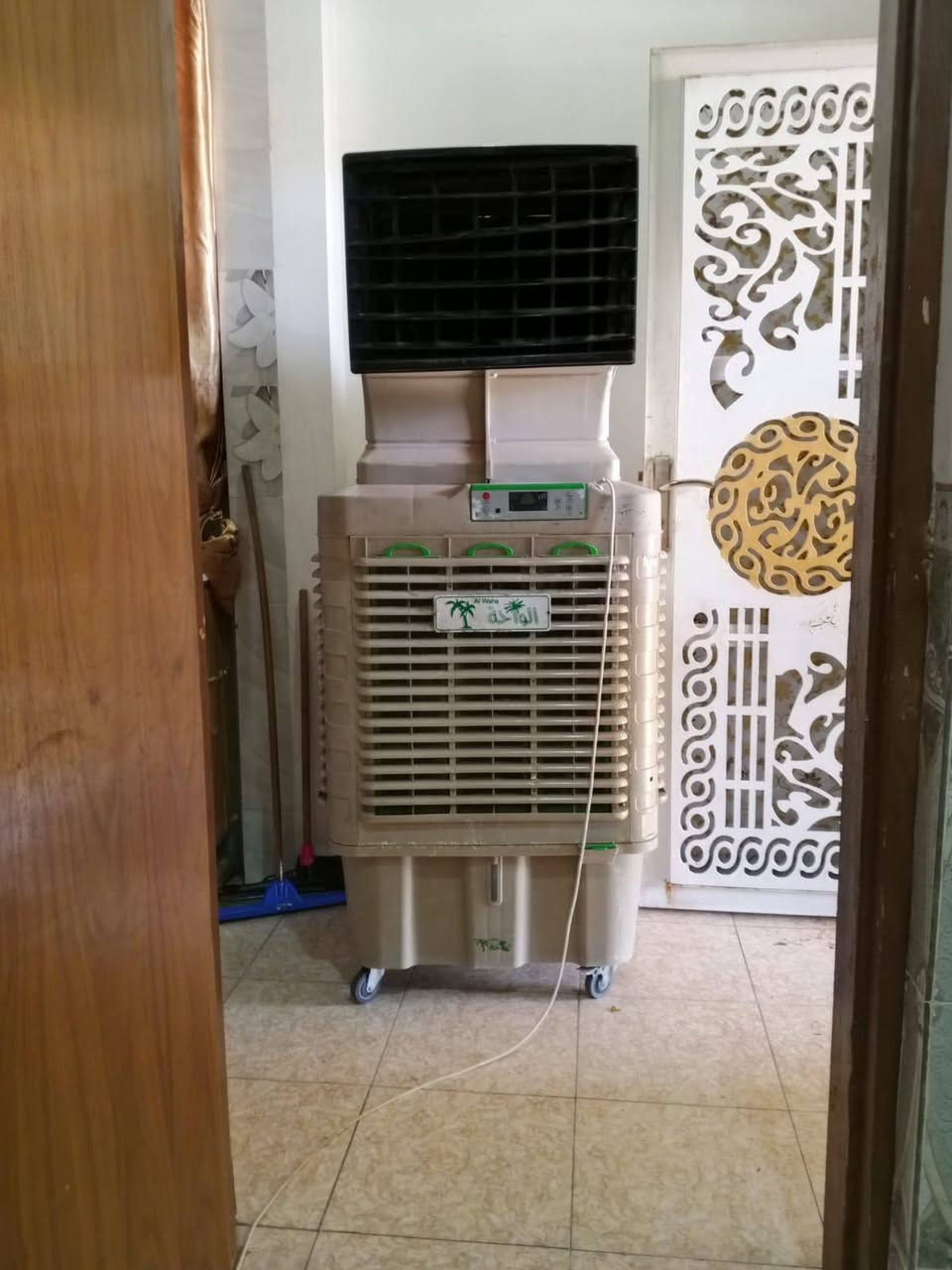 سلام عليكم مبرده لبيع كنفيره نوع الواحه باكستاني جديده مستعمله كلش قليل سعره 275عنواني  بغداد الدولعي رقم مبايل ***********
