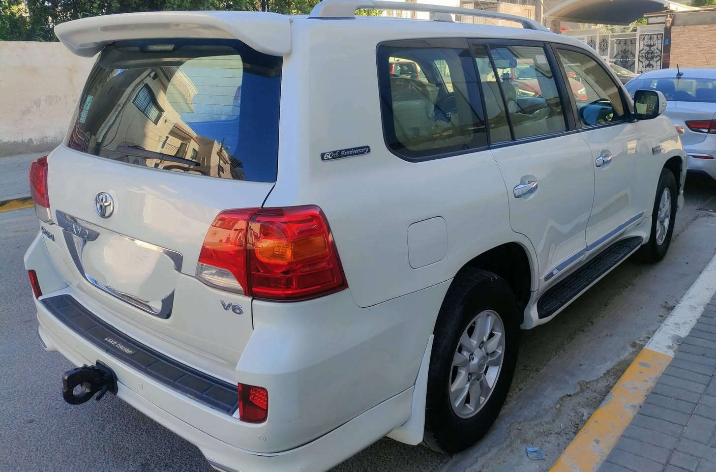 لاندكروز جكسار GXR i 

2011

6سلندر 

فول مواصفات

السيارة مابيه ضرب قوية فقط بارد 
مكانها بصرة 

295 $

 ***********

مكانها حاليا بصرة
