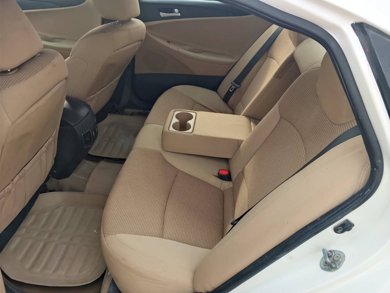 سلام عليكم سوناتا مديل 15 خليجي رقم بغداد مكينه 2400 دوش بيها صبغ صفحة السائق بدون دواخل حدايه جديده مكان السياره الديوانية السعر 110 وبيها مجال رقم الهاتف ***********
