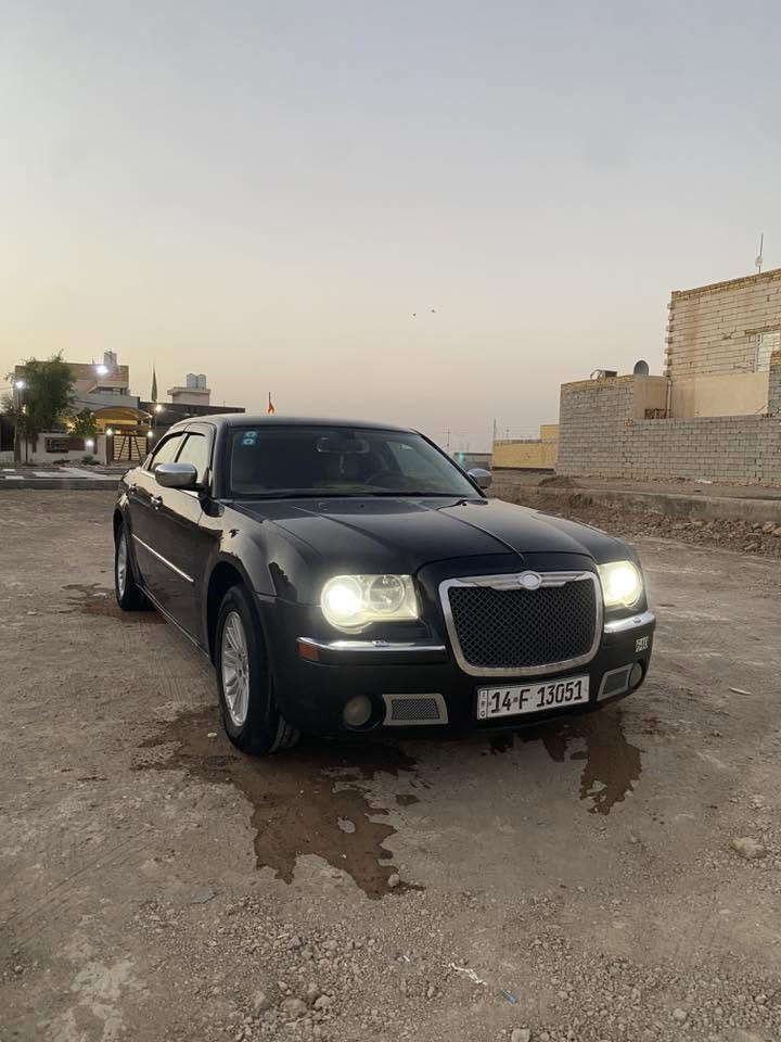 وباما للبيع 2010  مكينه وكير جديدات 
سياره جاهزه مكان سياره ناصريه مركز 
رقمها بصره نكليزي 
السعر 105 وبيه مجال 
الرقم ***********
