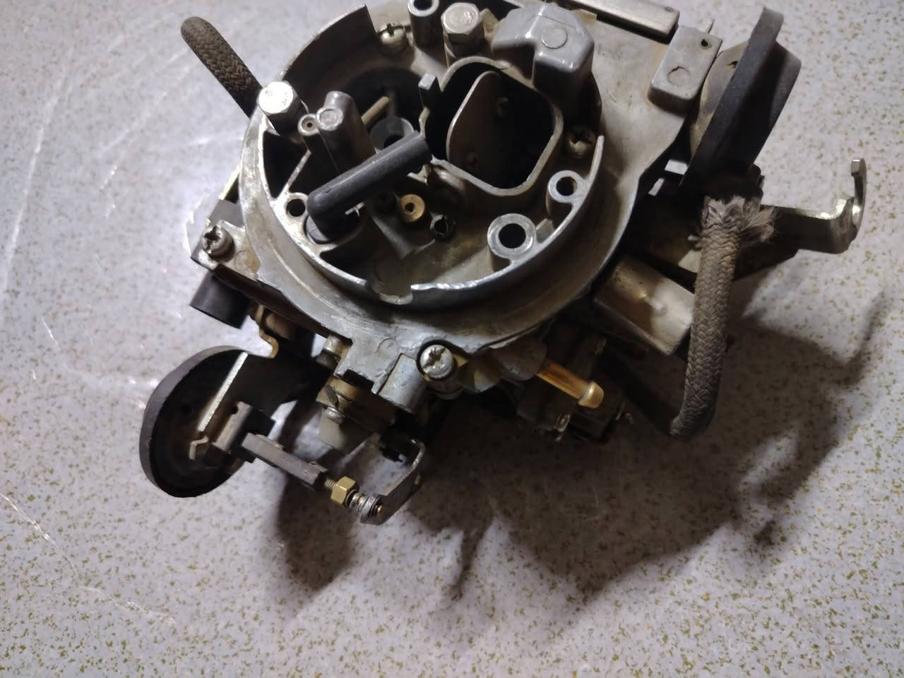 للبيع كابريته هيه والطابوكه مالته نضيفه بدلته  لأن حورته دوش قيم وخذه


**إذا كنت صاحب هذا الإعلان وتريد حذفه لأي سبب، رجاءا أرسل رسالة إلى الدعم الفني**