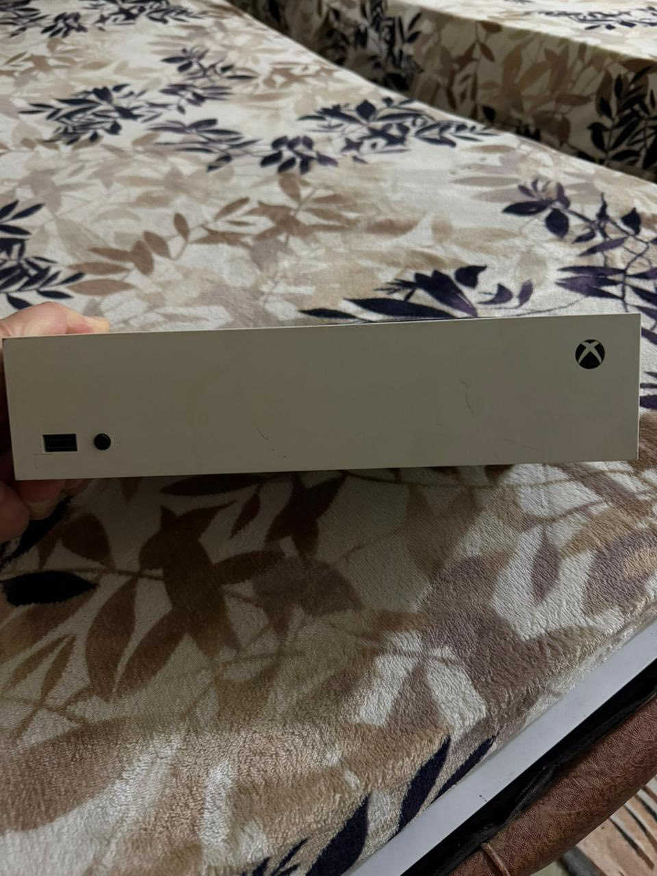 سلام عليكم شباب اكس بوكس سيرس اس للبيع جهاز نضيف الكارتونه مالته موجوده جوستك واحد فقط السعر ٣٠٠ الف


**إذا كنت صاحب هذا الإعلان وتريد حذفه لأي سبب، رجاءا أرسل رسالة إلى الدعم الفني**