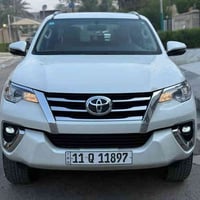 تويوتا فورتشنر 2020 خليجي وكالة ماشية 54 الف كيلو نظيفة جداً فور ويل د...