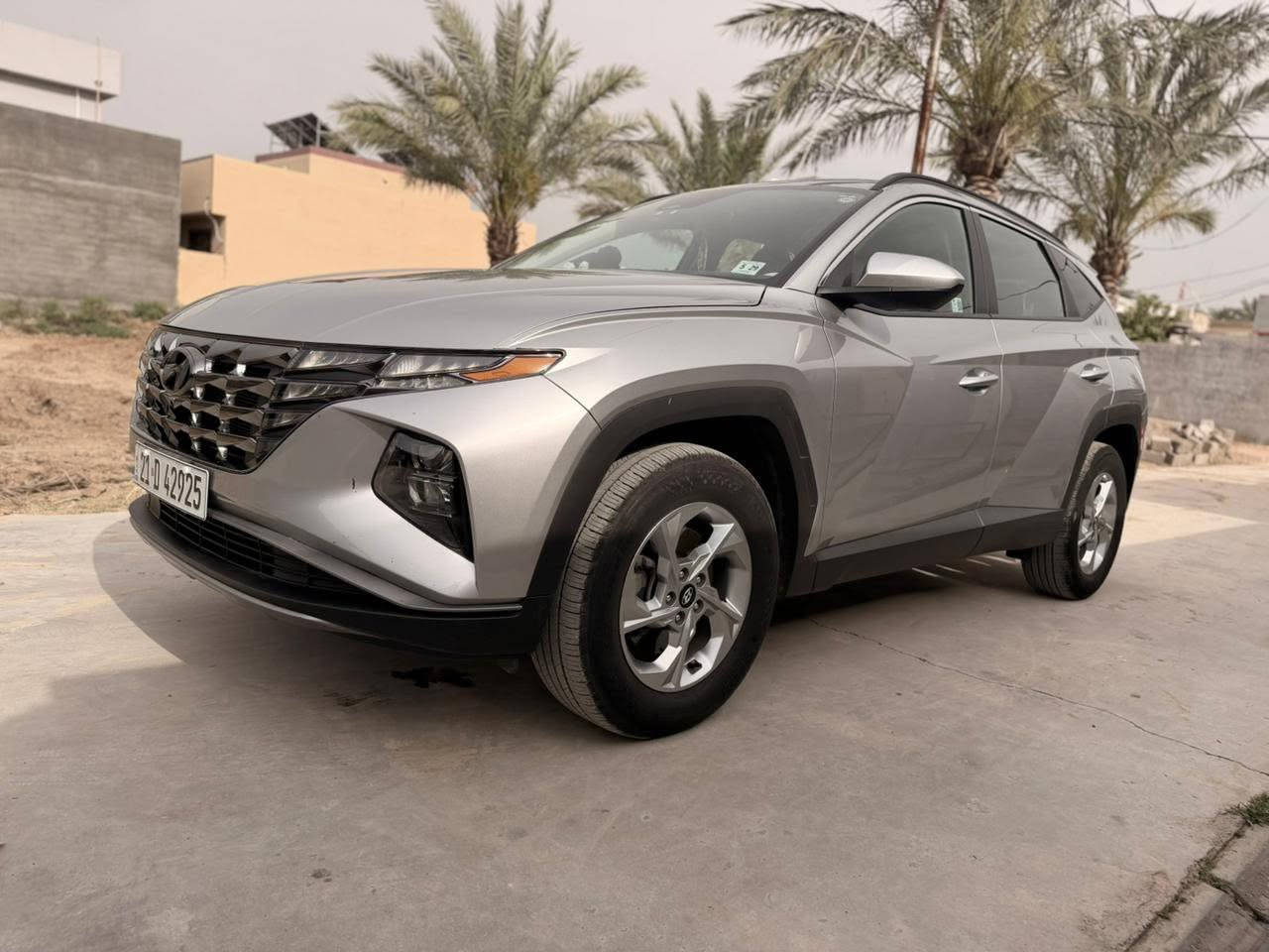 توسان 2024 ماشيه 33 الف محرك 2500 سياره فول داخلهه ابيض كشنات كهرباء تحكمات ستيرن بصمت ابواب 
سياره نضيفه  تحويل مباشر 
ضررهه بنيد مصبوغ او 
يرباك ستيرن راجع سستم 
السعر 190$ او بيهه مجال
*********** للستفسار
