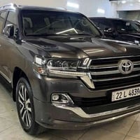 لاندكروزر • ٢٠١٩ • ماشي ١٠٣ الف كم