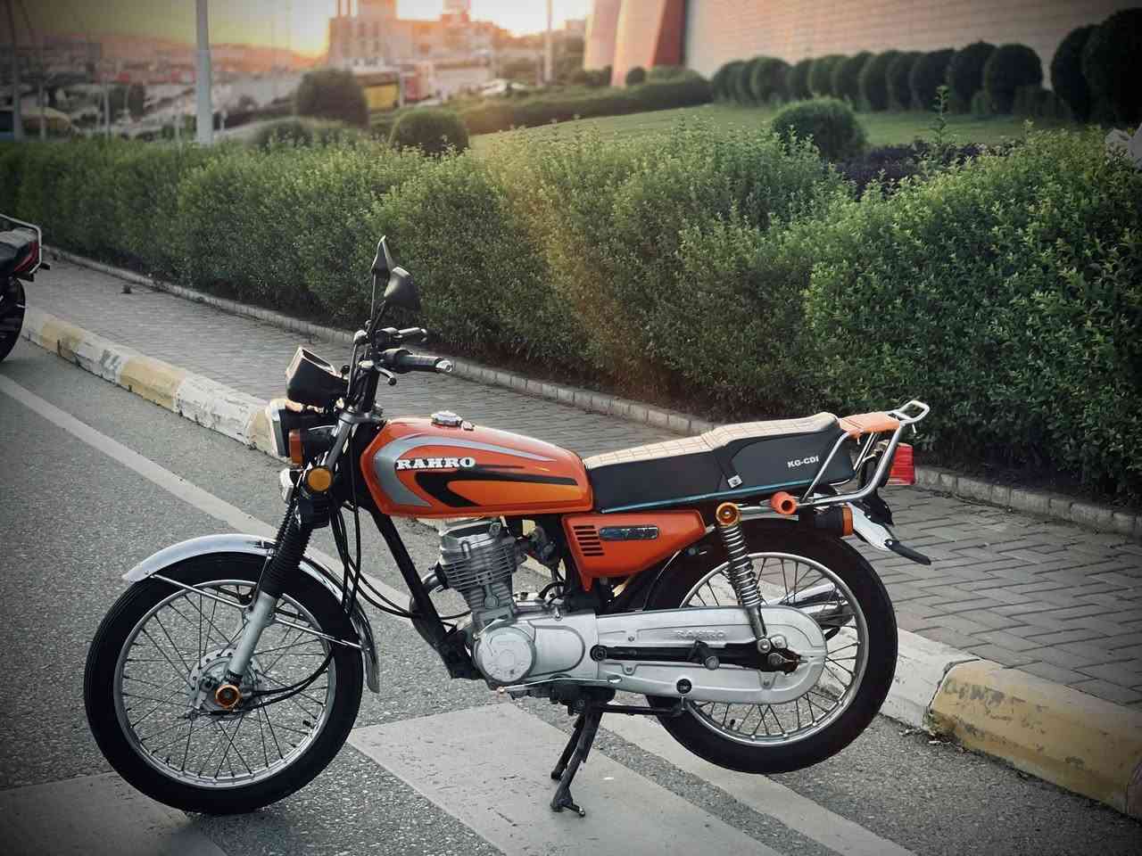 سڵاوی خواتان لێبێت 👋 ئەم ماتۆڕە گێچوو لایتەمان هەیە بۆ فرۆشتن هەر سفرە ماشااللەی لێبێ زۆر بە پاکی ماوەتەوە هەر هەموو گیانی مەزبووتە و بێ عەیبە ١ خەلەل چیە تیایا نیە و یەکەو سەر بە هندلێک ئیش ئەکات هەموو گیانی بە شەرتە ✅ جۆری ماتۆڕ(RAHRO 2016)(4گێڕ) ڕەهڕۆی وەجبە یەک(01) فوول ئێرانی عەسڵ شتی دەگمەن @هەر هەموو گیانی ڕەهرۆیە هیچ پارچەیەکی نەگۆڕاوە وەک خۆی ماوەتەوە سەعرەکەشی ٧٣٠ هەزاروو مەعامەلەیەکی برایانەشی تێدایە 🔥شوێن سلێمانی ❤️‍🔥ئەوەش ڕەقەمەکەم ٩٧٩٦ ١٤٦ ٠٧٧٢ واتس ئەپ 🟢 و ڤایبەری 🟣 لەسەرە ئادمینی گوڵ 🧡🌹🧡


**إذا كنت صاحب هذا الإعلان وتريد حذفه لأي سبب، رجاءا أرسل رسالة إلى الدعم الفني**