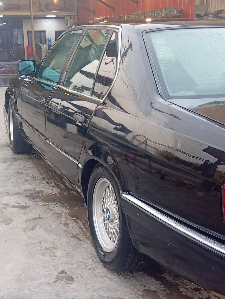 ٧٣٠ ٦ سلندر اصل موديل ٩٠ تبريد تتفئه تخم تاير كهربائيات كلها شغاله صدر جديددواخل جلد كلش حلوه تخم تاير جديد رقم كركوك تحويل وين متريد احولك هزه جديده السعر ٣٨ مكاني البياع شارع الشهداء *********** مراوس حسب القناعه
