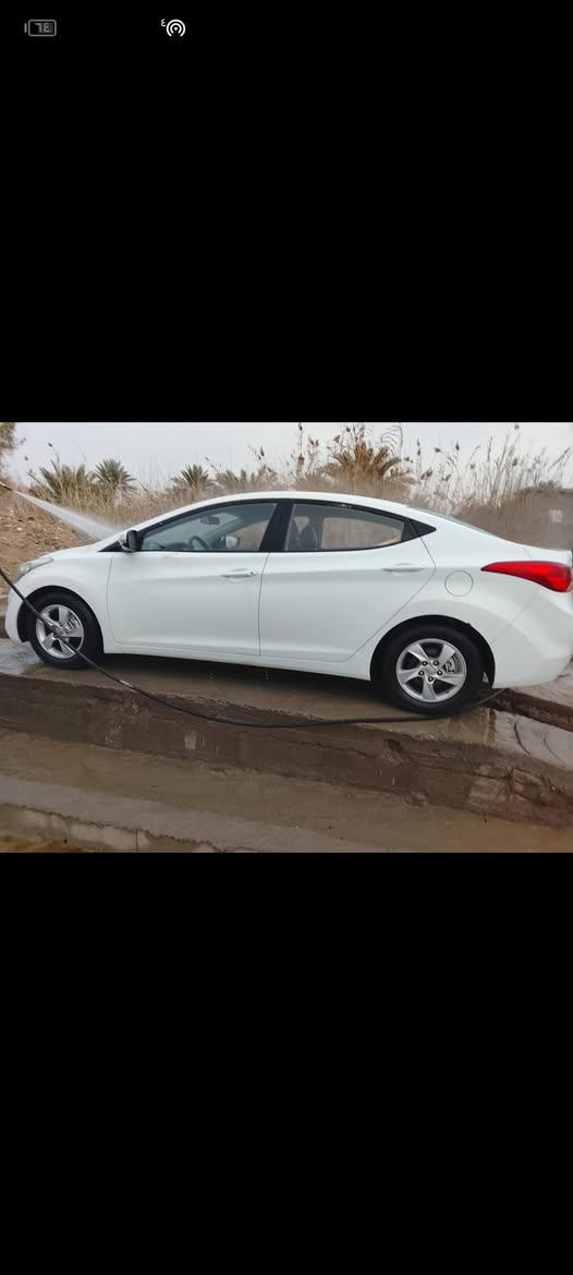 افانتي مضلع 2014 متوم سليمانية كصة جنطة سيارة جاهزة مناقصها برغي من كل النواحي داخلها جلد اسود السعر 50 وبيها مجال بسيط للاستفسار ***********
