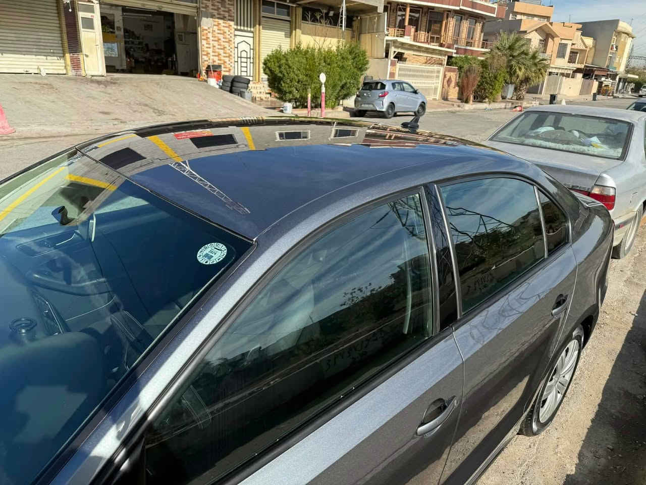 جيتاى موديل 2016ه سه ياره يه كى جوانو خاوينه هه موو شتى نوى كرايته وه جاملخو بونيتى سبوخه يرباك سوكان سيسته مه دوو جيگاى بجووكى ته عديله سه ياره كه به سمه يه كوشن هيته ره مواسه فاتى  تر داواى 112وه ره قه ى ده كه م 
*********** أربيل, العراق
