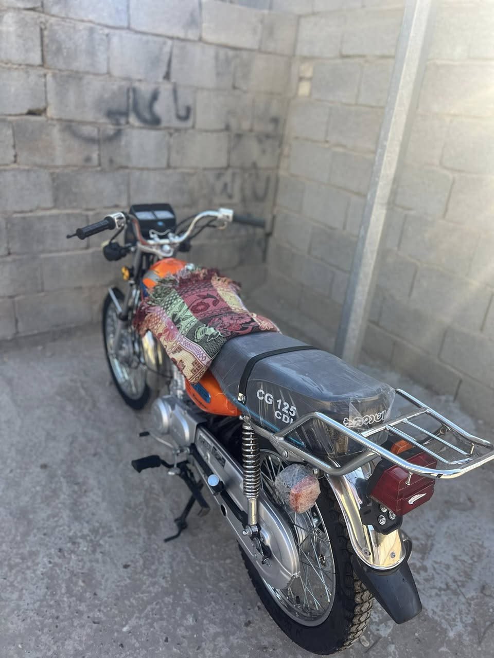 السلام عليكم 
4 كير موديل 25 
كفاله عامه 
مكاني مسيب 
600 وبيهه مجال 
***********
