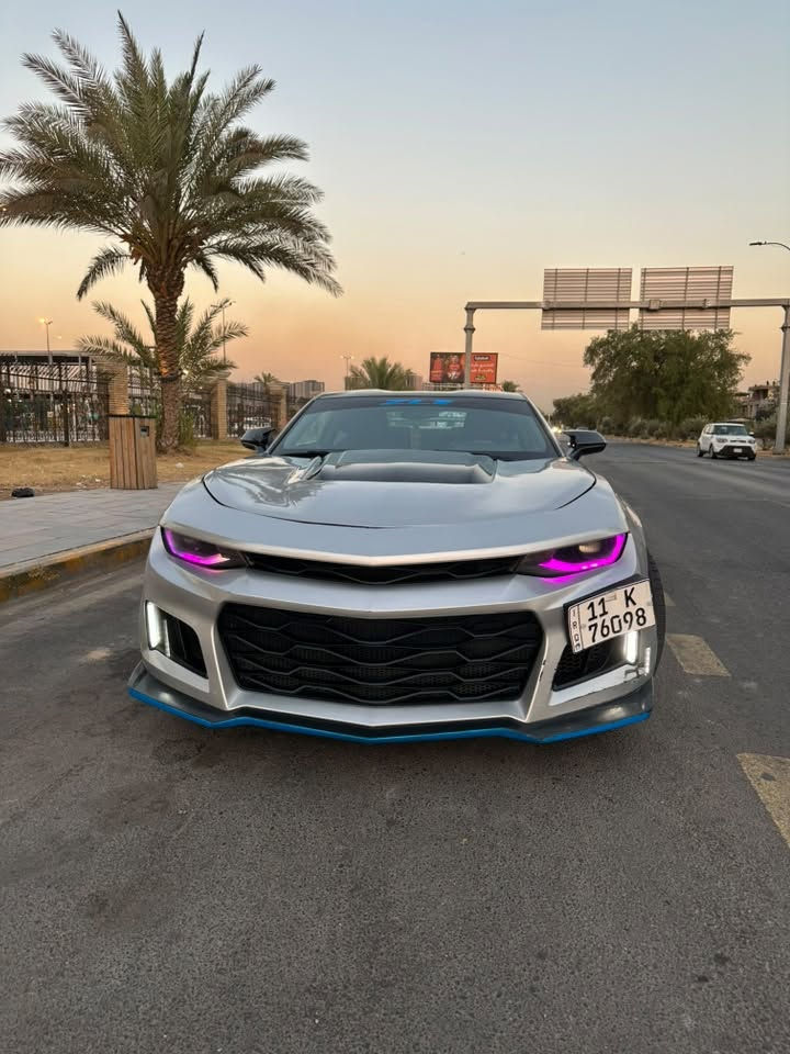 🔴كمارو V6 RS موديل 2016
🔴رقم بغداد هزه وسنوية جديدة بسمي 
🔴مشروع وطني تحويل ثاني يوم
🔴مواصفات السياره معروفه 
 
✅تبريد شغال وثلج ماشالله 
✅بصمه ابواب بصمه سايد بريك 
✅السياره نضيفه ولا جيك مشتغل ب دشبول 
✅صدر جديد تخم تايرات جديدة وباتري جديد 
✅وجامه اماميه 
✅شادلها عين الشيطان
✅ادامة كاملة جديدة مسويه
✅بانزين محسن مشامه لعادي
✅سيارة كلش ناصبه وحلوه وبيها محرك وكير يشكن لكاع
✅متصرف عليها شي

🔴بس عندي هاي طخات اثنين بالسيارة 

🔴حادث السياره  بأمريكا جنطة وصفحه السايق كلير 
 🔴بدون ايرباكات مابيها حادث امامي ماشيه 114000

🔴سعر السياره  105 ورقات يعني شد و 5 ورقات فقط 🔴وبيها مجال بسيط مكان السيارة 
🔴شارع فلسطين او الكرادة داخل
🔴***********
