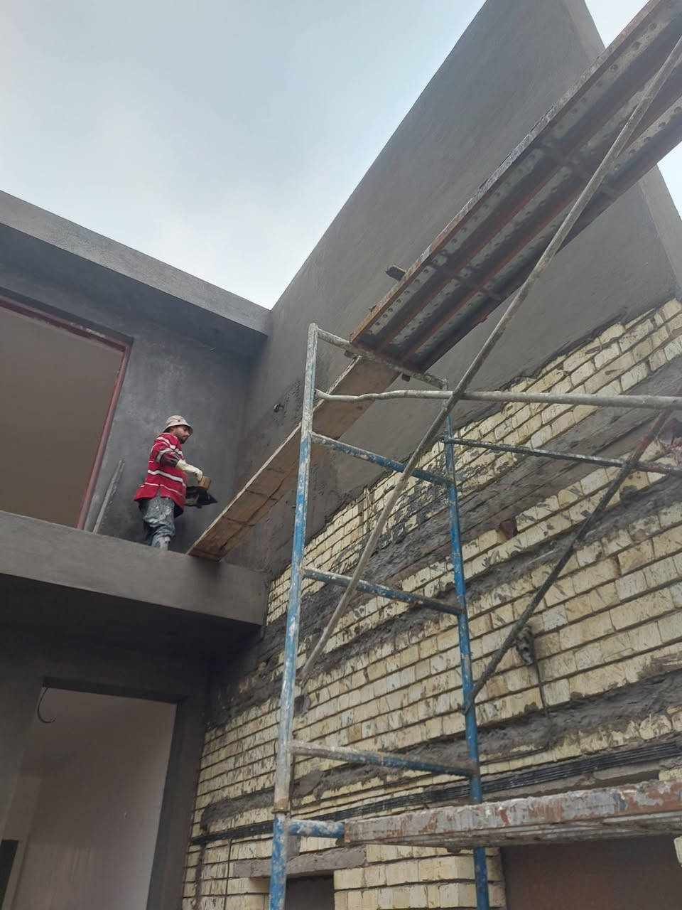 كادر مصري في بغداد لبخ درجة أولى خشنه ونعمه ونثروتصفير مصاطر***********
