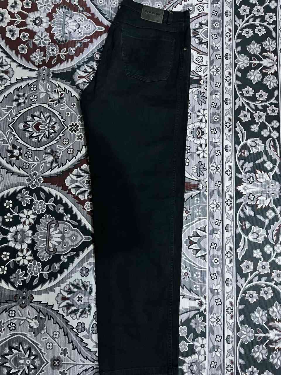 �  دفعة ملابس أوربية (بالة) وصلت حديثاً 🔥
إذا تدور ستايل شبابي وماركات عالمية بسعر مناسب، هسه فرصتك ✨

متوفر:
👕 تيشرتات ماركات
👖 بناطير جينز شبابية
 بناطير قماش 
 قمصان👔
 العنوان :العمايرة/الشارع العام


**إذا كنت صاحب هذا الإعلان وتريد حذفه لأي سبب، رجاءا أرسل رسالة إلى الدعم الفني**