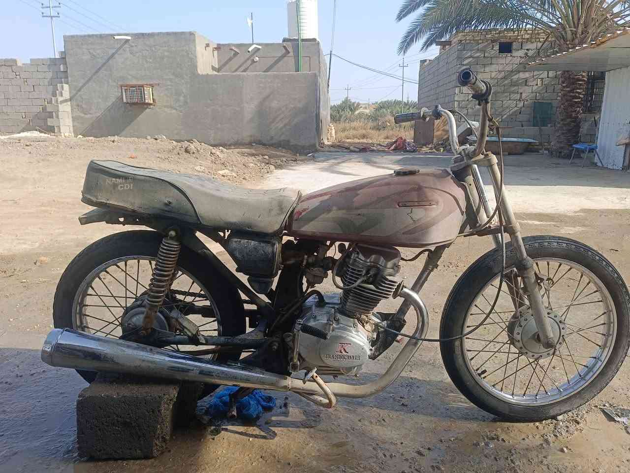 السلام عليكم للبيع200قفل للستفسار نتصل عله الرقم بي واستاب ***********
