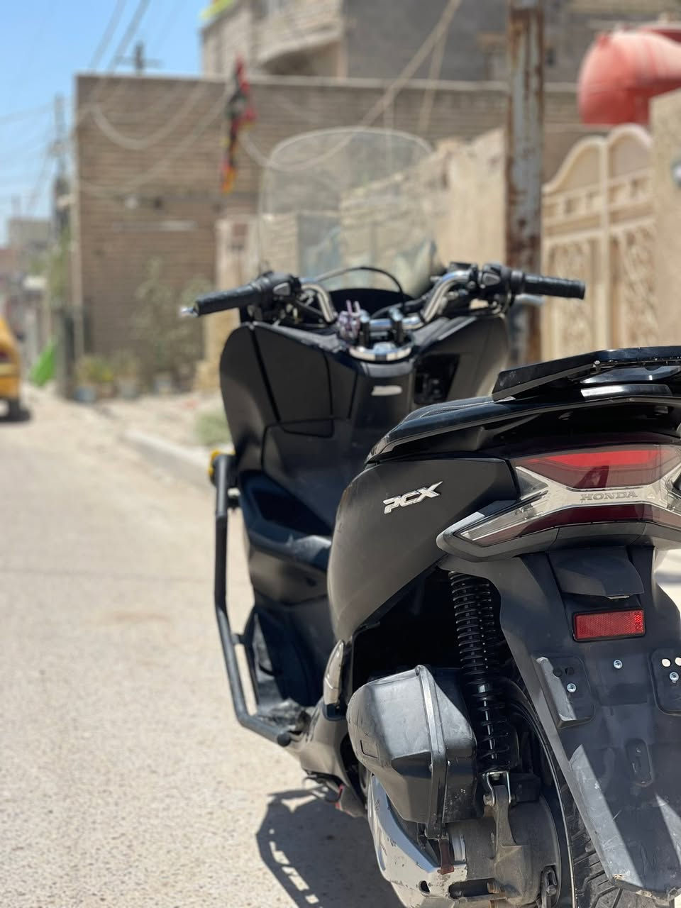 السلام عليكم PCX جيل الثالث كواري الدراجه نضيفه أو معروفه مواصفاته السعر 14او بيه مجال لطيبين 
الرقم ***********
