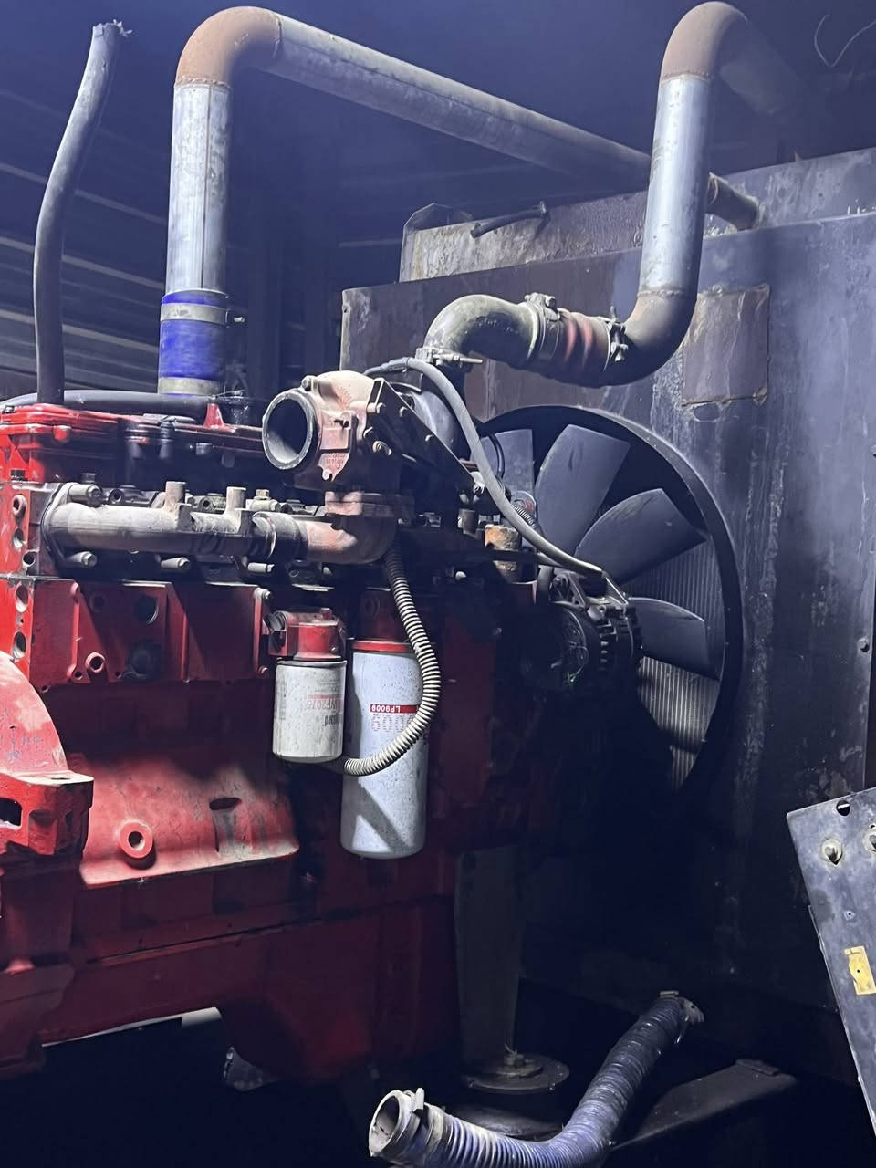 السلام عليكم مولد للبيع كمنز 250كيفي سعرهه 40رقم ***********
