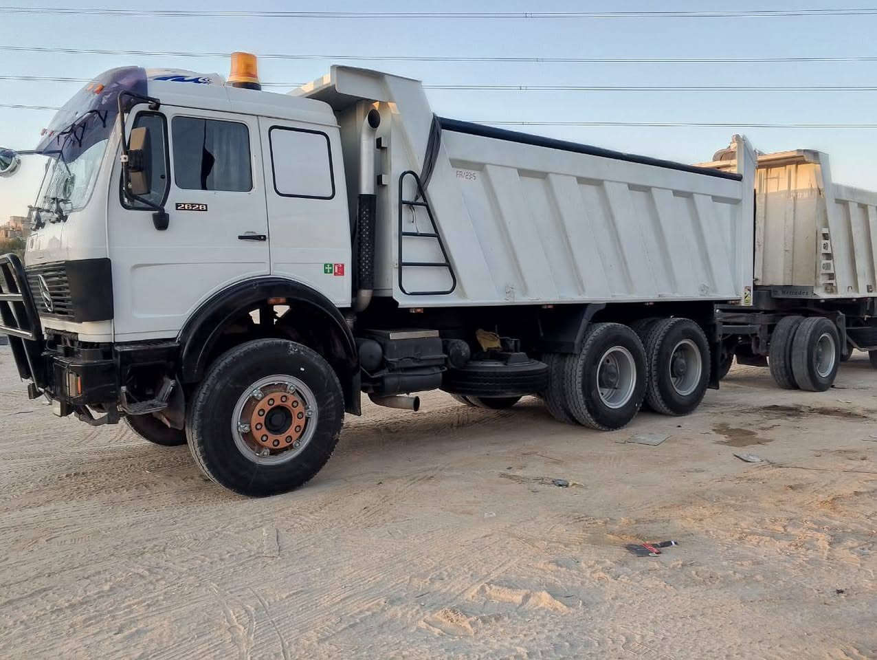 سلام عليكم سياره للبيع موديل 91مكينه 44كير فافون مجموعه جيف شاصي مطوله تخم تاير ***********او *********** او مراوس بتريله سكس او تك البي كرواتي
