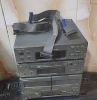 سوني 717 • مع الأشرطة • بصرة