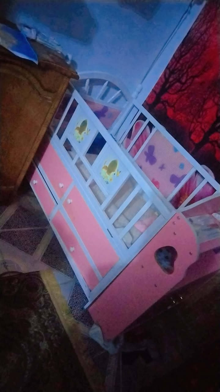 السلام عليكم عندي هاي البوفيه تسكام وبعده جديده للبيع وهذا هوه قريوله هوه كاروك هم للبيع الشراي يجي خاص مكاني الحمزه لغربي👉


**إذا كنت صاحب هذا الإعلان وتريد حذفه لأي سبب، رجاءا أرسل رسالة إلى الدعم الفني**