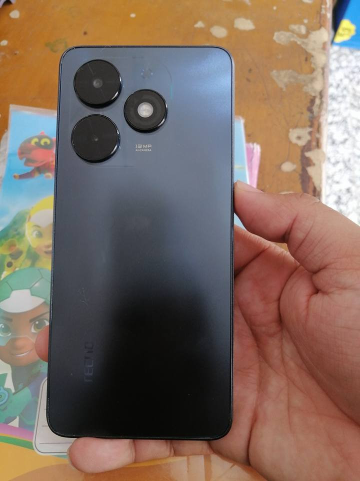 السلام عليكم جهاز للبيع تكنو سبارك ٢٤ جهاز مكفول الذاكره ١٢٨ بلا ملحقات السعر 90الشراي يتصل *********** الحناكية, المدينة
