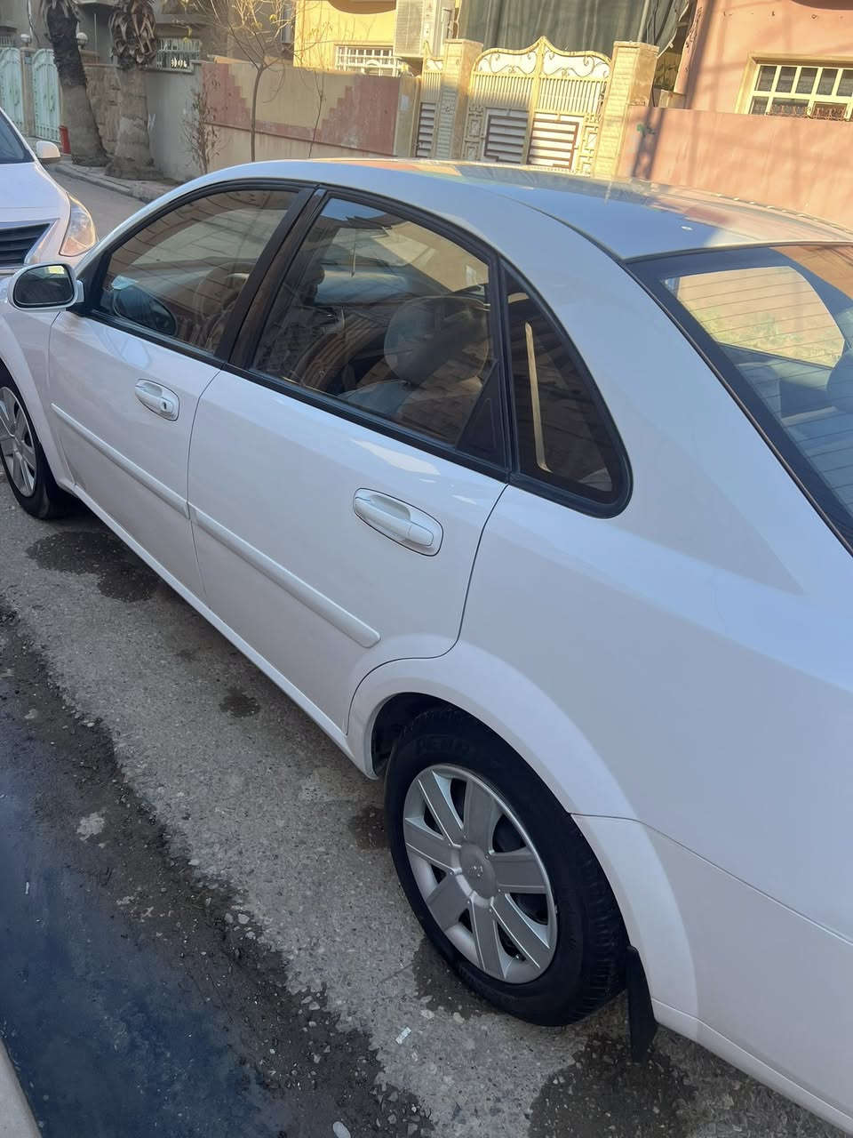 السلام عليكم اوبترا 2012 للبيع بدون ضرر بدون صبغ  فقط دوسه ومكانات بارد على كد شبر شبر ونص 
كير شرط 
محرك بي اثر دخان بس شرط ما تنقصصص
تبريد شغال 
تدفئه شغاله 
تواير جدد 
طخم امامي جديد 
سنويه لل٢٠٢٧
سياره باسمي شرط التحويل 
مكان السياره موصل حي بيسان 
السعر ٩٣ وبيها مجال للطيبين
***********

***********
